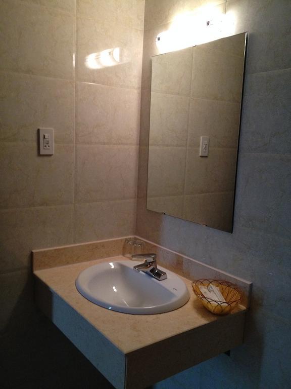 Royal Anan Hotel Нин Бин Стая снимка
