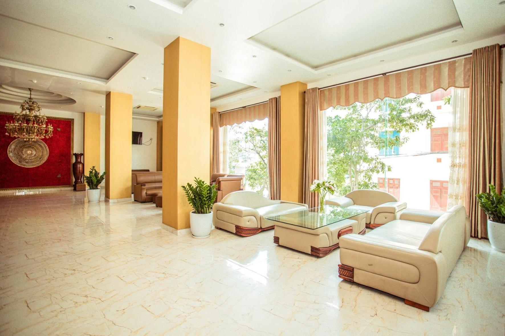 Royal Anan Hotel Нин Бин Екстериор снимка